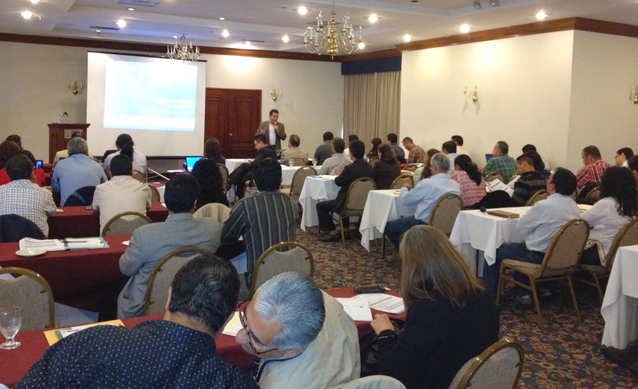 Asistentes al taller nacional “Formación de formadores”, del Diplomado en Gestión por Resultados para el Desarrollo Municipal. Asistentes al taller nacional “Formación de formadores”, del Diplomado en Gestión por Resultados para el Desarrollo Municipal.