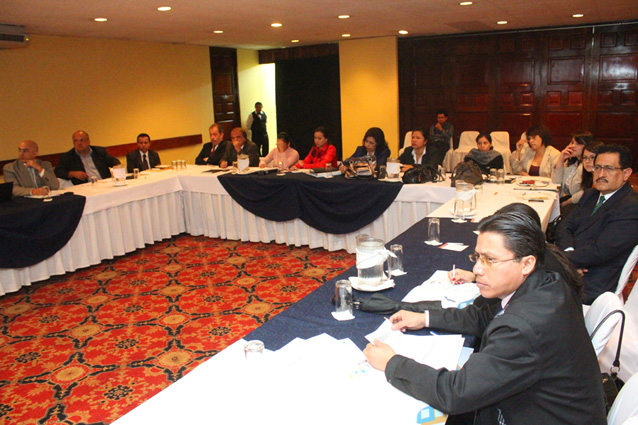 Representantes de distintas instituciones del sector público participaron en el taller “La cooperación internacional y gestión por resultados”. Representantes de distintas instituciones del sector público participaron en el taller “La cooperación internacional y gestión por resultados”.